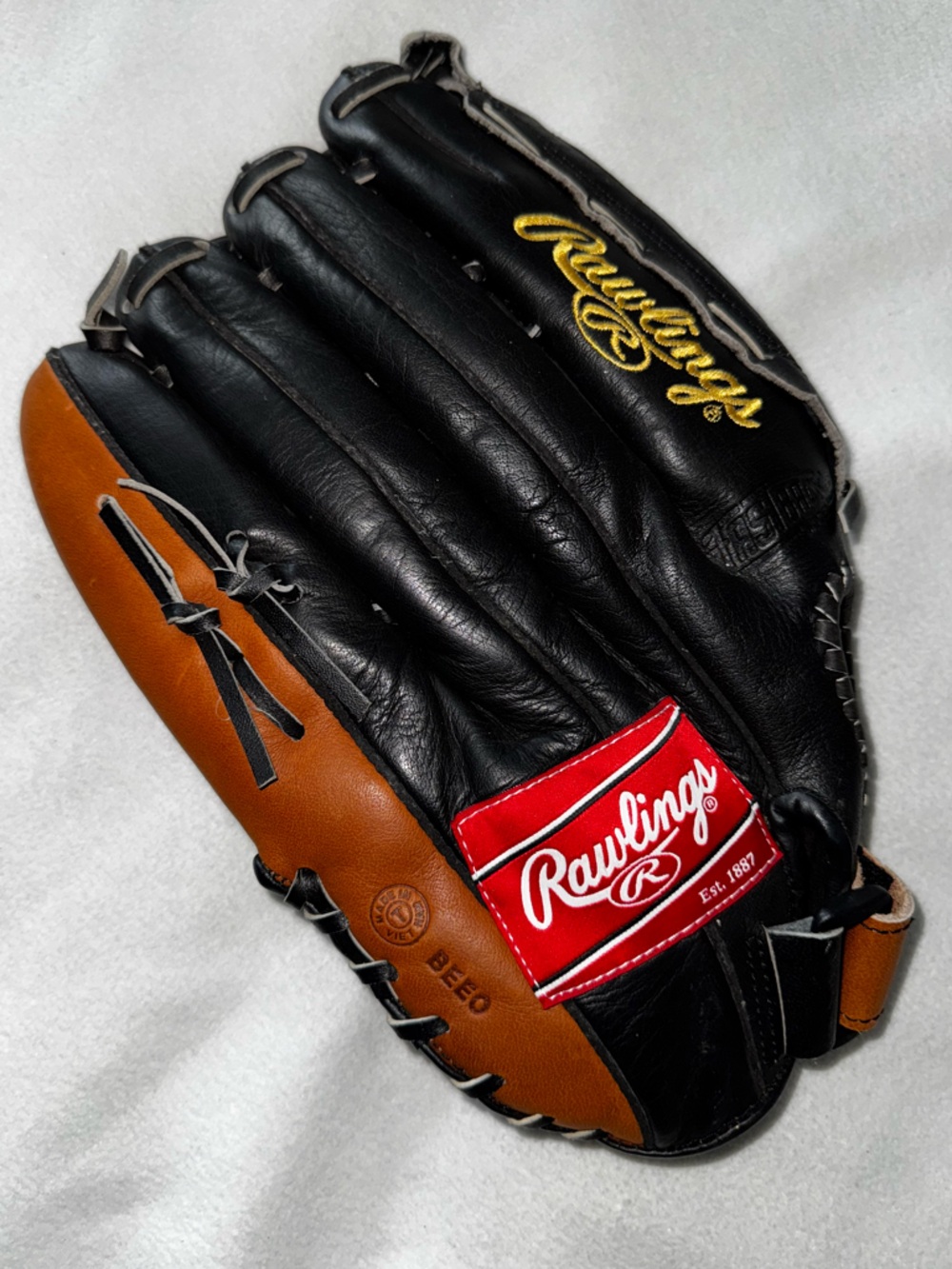 RAWLINGS RHT 14” Black & Brown Baseball Glove Adjustable Strap VGUC
